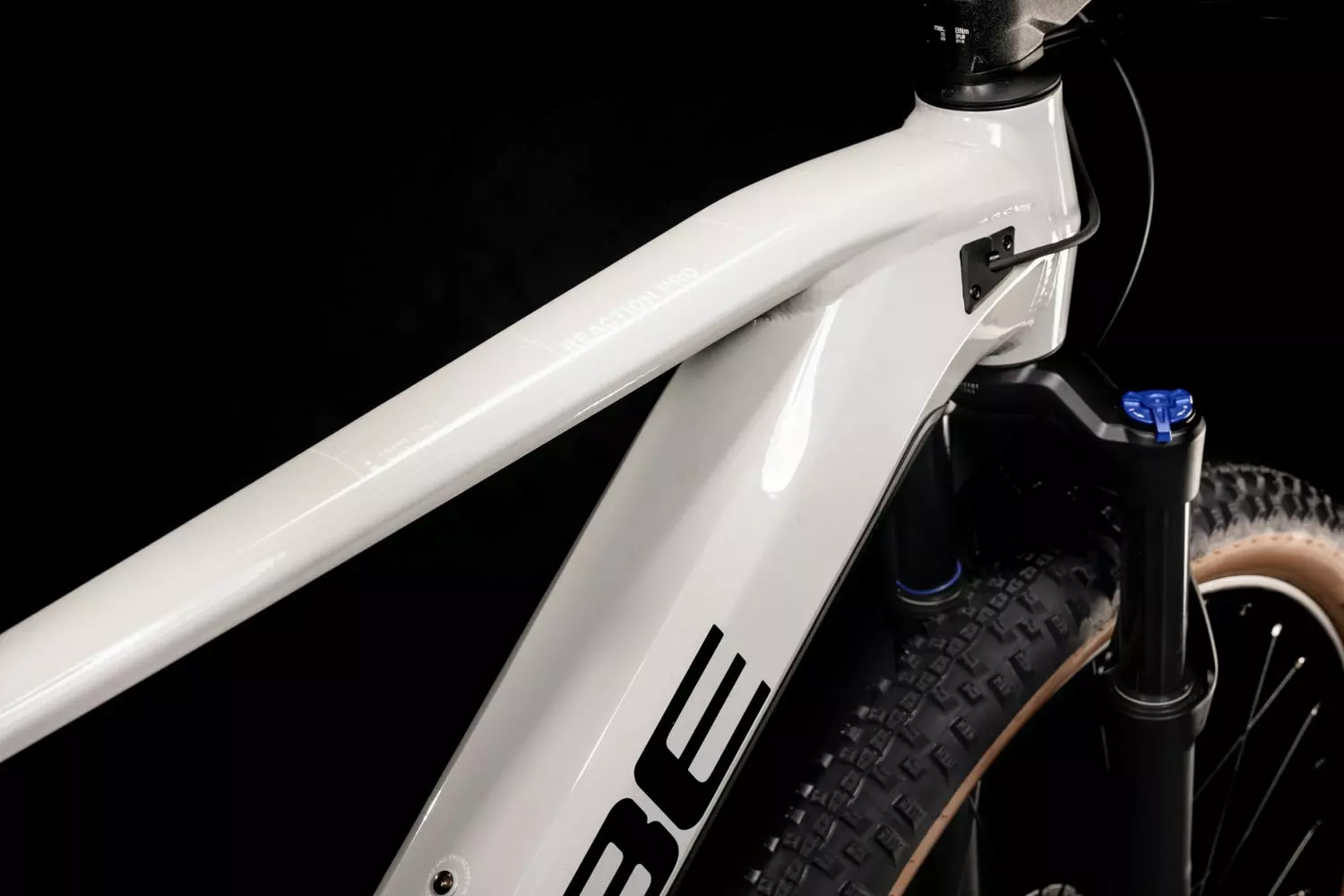 Cube Reaction Hybrid Pro 625 Trapez 2022 | 19 Zoll | Grey´n´red | 29 Zoll 4 Cube Reaction Hybrid Pro 625 Trapez 2022 | 19 Zoll | Grey´n´red | 29 Zoll – Bild 2