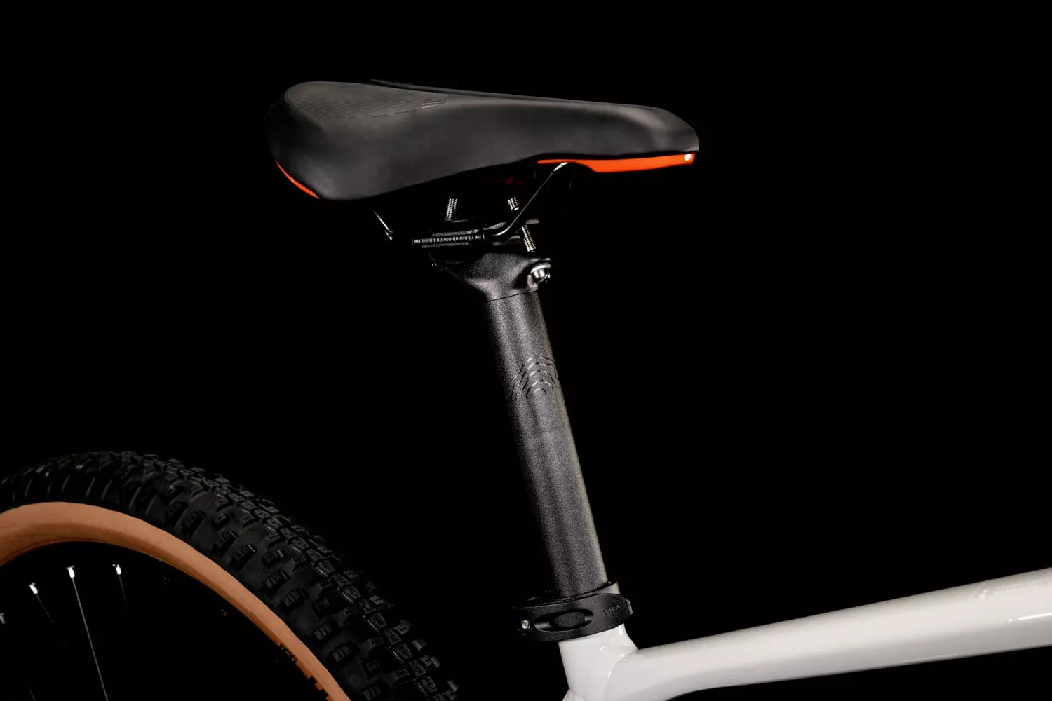 Cube Reaction Hybrid Pro 625 Trapez 2022 | 19 Zoll | Grey´n´red | 29 Zoll 6 Cube Reaction Hybrid Pro 625 Trapez 2022 | 19 Zoll | Grey´n´red | 29 Zoll – Bild 4